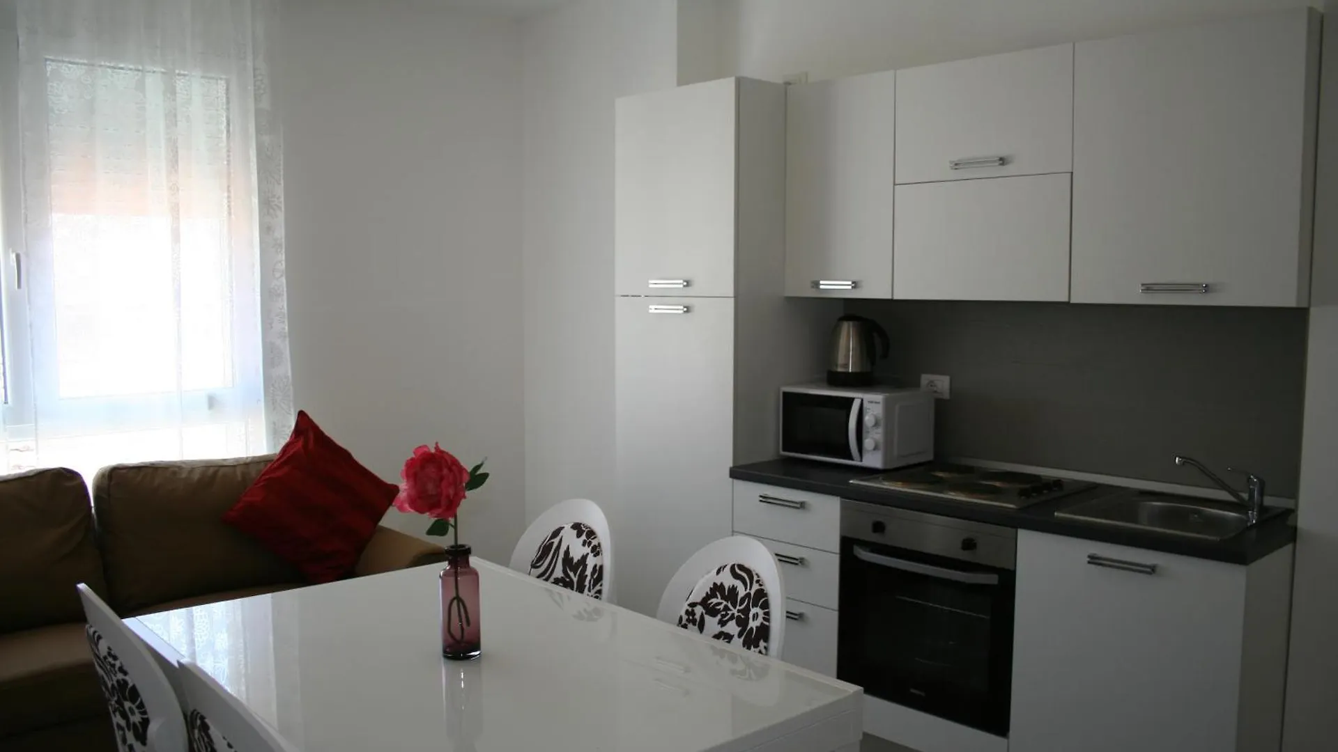 Residence Fanny Rimini Hotel apartamentowy